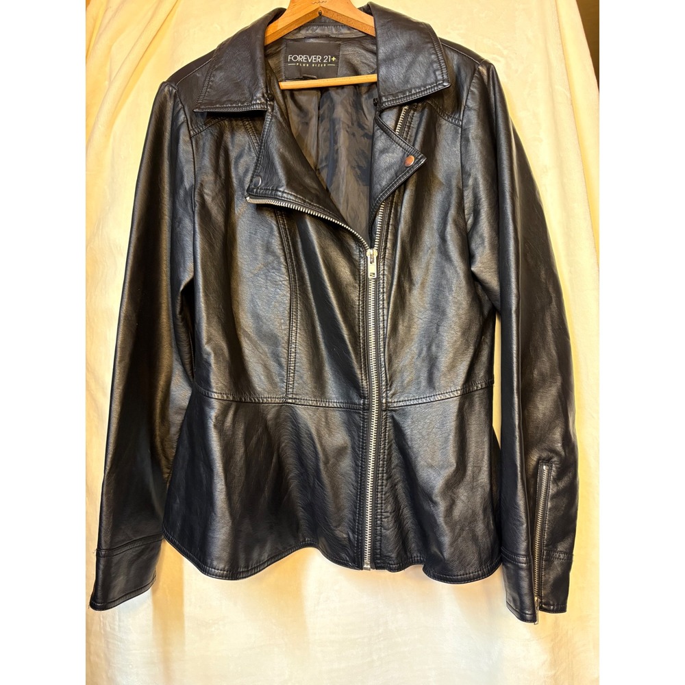 Forever 21 Women's 2X Black Pleather Moto Jacket Peplum Flare Biker Utility
